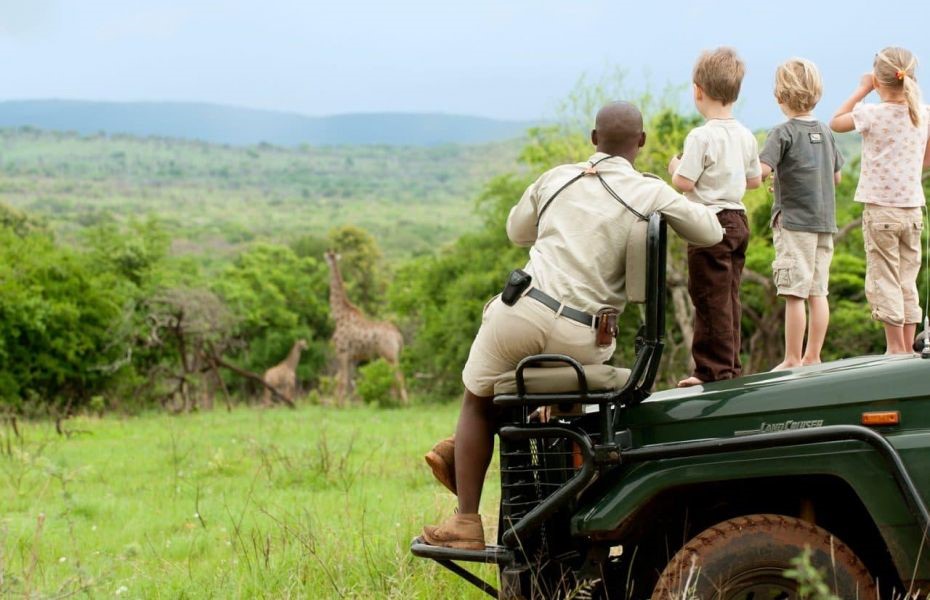 WHY MULTI-GENERATIONAL SAFARIS ARE TRENDING IN 2026 (AND HOW TO PLAN ONE RIGHT)